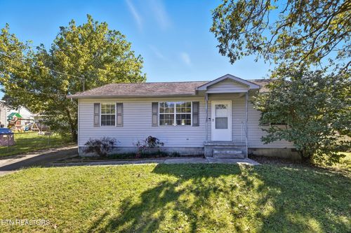 143 Wellington Cir, Oak Ridge, TN, 37830-8500 | Card Image