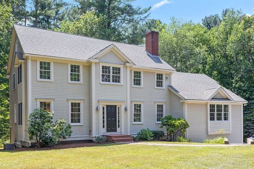 225 Prospect St, Hingham, MA, 02043-3443 | Card Image