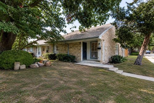 13747 Flagstone Ln, Dallas, TX, 75240-5822 | Card Image
