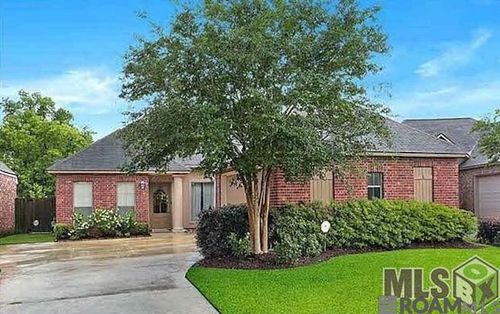 10136 Springtree Ave, Baton Rouge, LA, 70810-7755 | Card Image