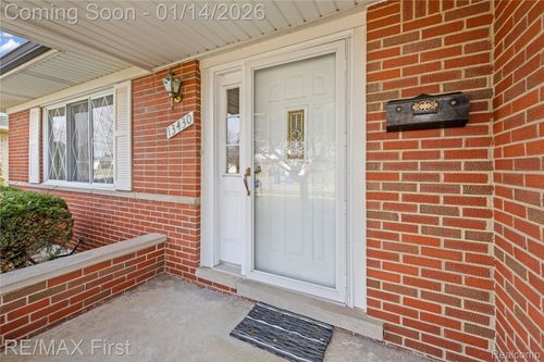 13430 Dominic Dr, Warren, MI, 48088-1817 | Card Image
