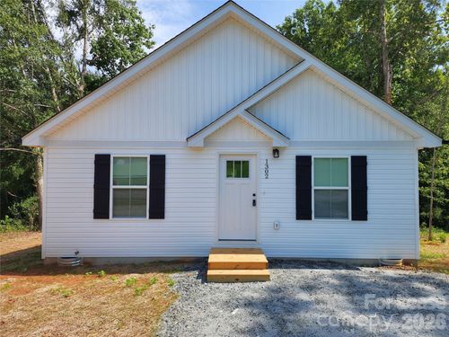1302 Rainbow Dr, Shelby, NC, 28152-7052 | Card Image