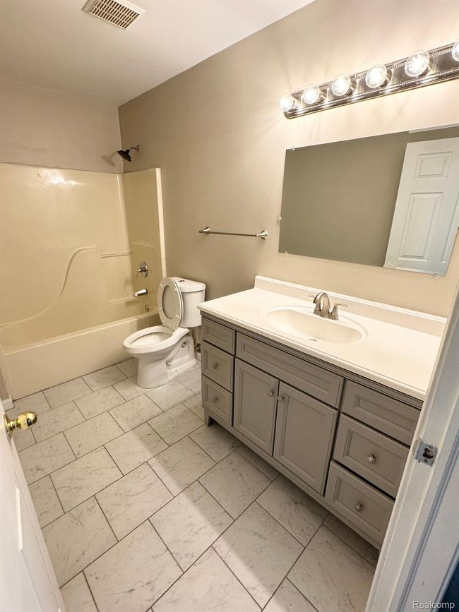 5144 Hickory Pointe Blvd, House other with 4 bedrooms, 3 bathrooms and null parking in Ypsilanti MI | Image 22