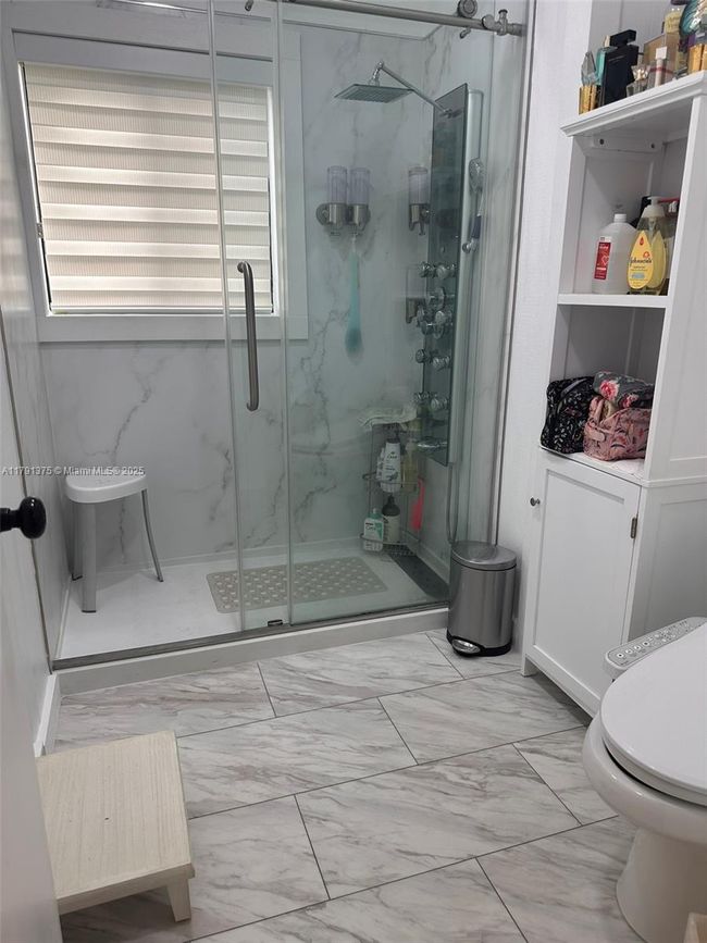 13686 Sw 116 Th Ln, House other with 3 bedrooms, 2 bathrooms and null parking in Miami FL | Image 14