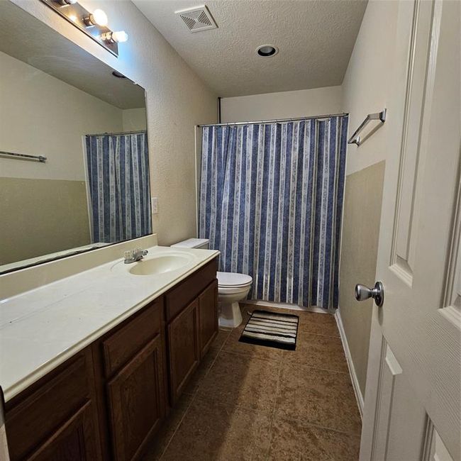 11727 Madison Oak St, House other with 3 bedrooms, 3 bathrooms and 2 parking in Houston TX | Image 18