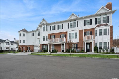 1401-1041 Mill Creek N, Roslyn, NY, 11576 | Card Image