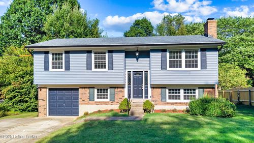 1123 Meadowridge Trl, Goshen, KY, 40026-9548 | Card Image