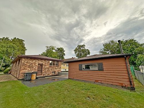 429 E 164th Pl, South Holland, IL, 60473-2206 | Card Image