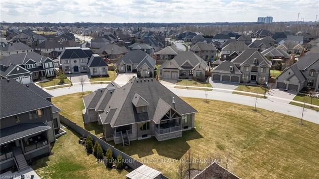421 Bradwell Chase, House other with 4 bedrooms, 0 bathrooms and 6 parking in London ON | Image 7