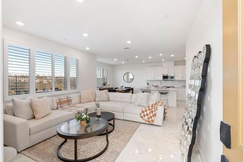 unit-1-821 Mateo St, Chula Vista, CA, 91911-6446 | Card Image