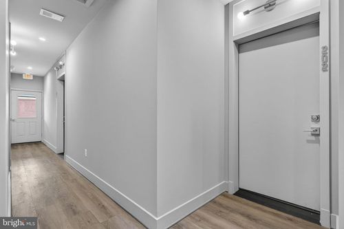 202-117 N 21st St, PURCELLVILLE, VA, 20132-5600 | Card Image