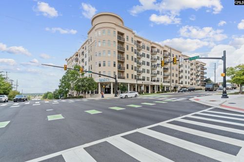 601 Main St, Columbia, SC, 29201-4058 | Card Image