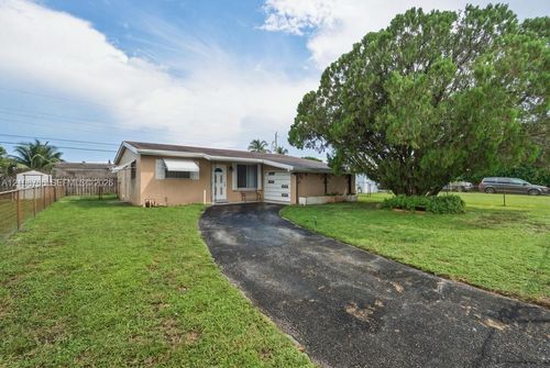 531 N 70th Way, Hollywood, FL, 33024-7317 | Card Image