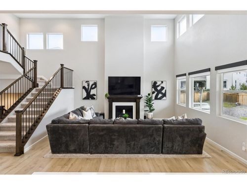 6374 Medera Way, Castle Pines, CO, 80108-4016 | Card Image