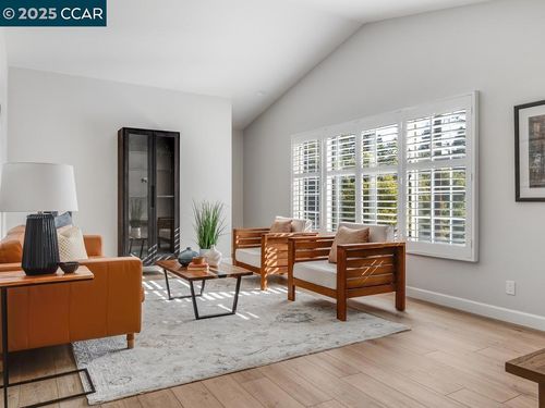 4430 Canyon Way, Martinez, CA, 94553-3762 | Card Image