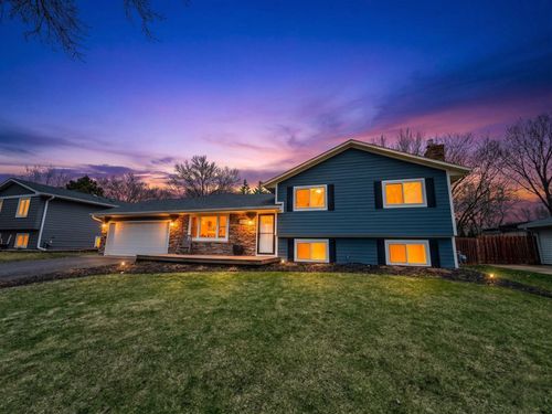 11742 99th Pl N, Maple Grove, MN, 55369-3225 | Card Image