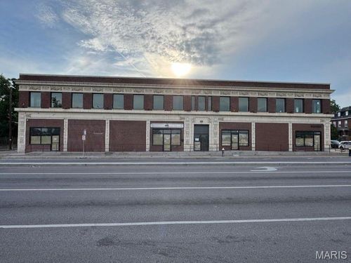 1259 N Kingshighway Blvd, Saint Louis, MO, 63113-1641 | Card Image