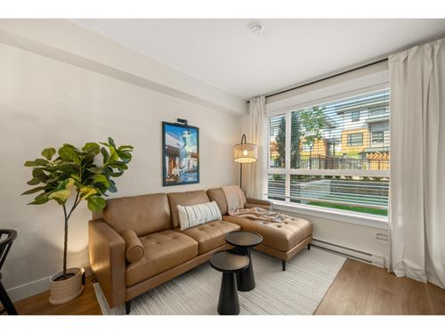 209-20926 83 Avenue Avenue, Langley, BC, V2Y3Y9 | Card Image