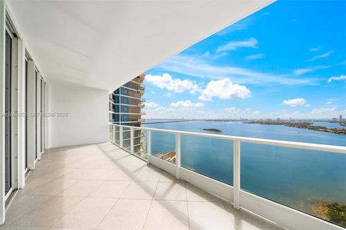 1407-2020 N Bayshore Dr, Miami, FL, 33137-5153 | Card Image