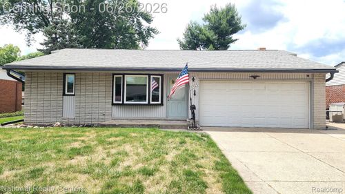 14585 Park St, Livonia, MI, 48154-5154 | Card Image