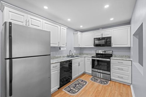 apt-e1-1010 Green Pine Blvd, West Palm Beach, FL, 33409-7022 | Card Image