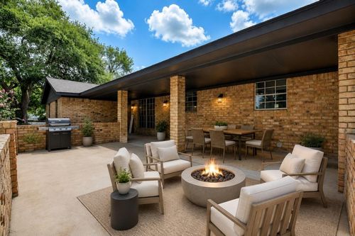 279 Lakeview 3 Rd, El Campo, TX, 77437-2066 | Card Image