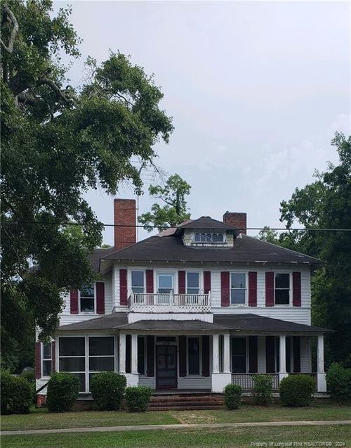 409 W Main St, Rowland, NC, 28383-9693 | Card Image