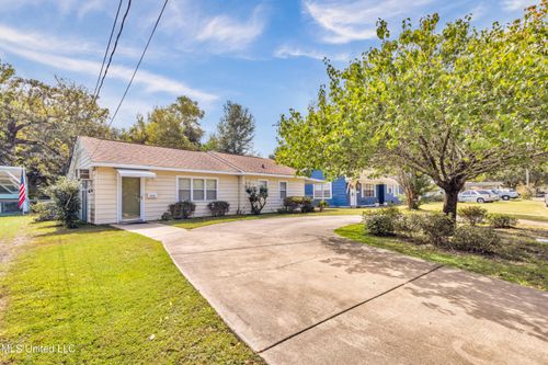 1775 Currie St, Biloxi, MS, 39531-3348 | Card Image