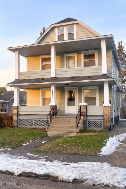 4415 Pearse Ave, Newburgh Heights, OH, 44105-3239 | Card Image