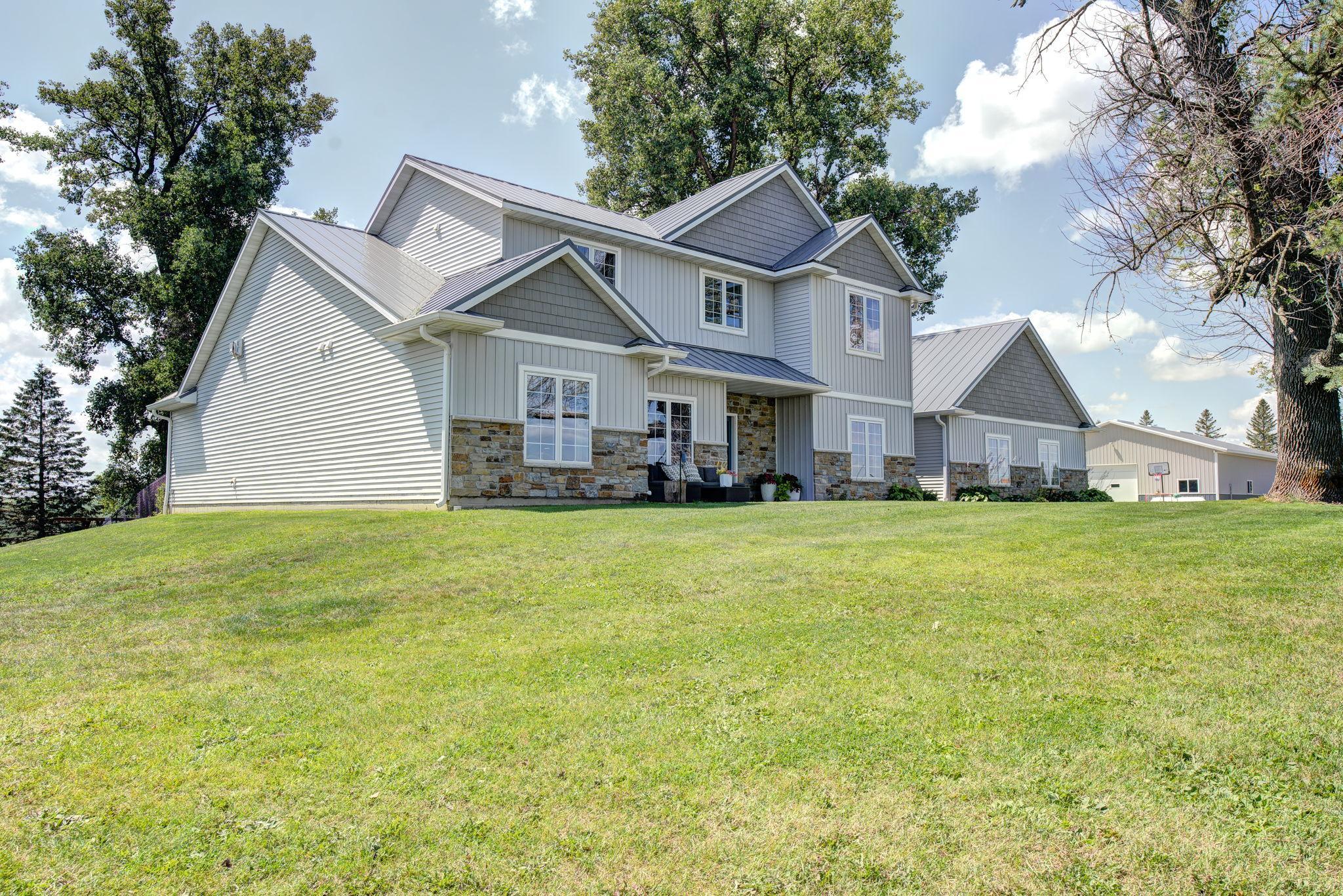 County Highway 24 , West Concord, MN 55985