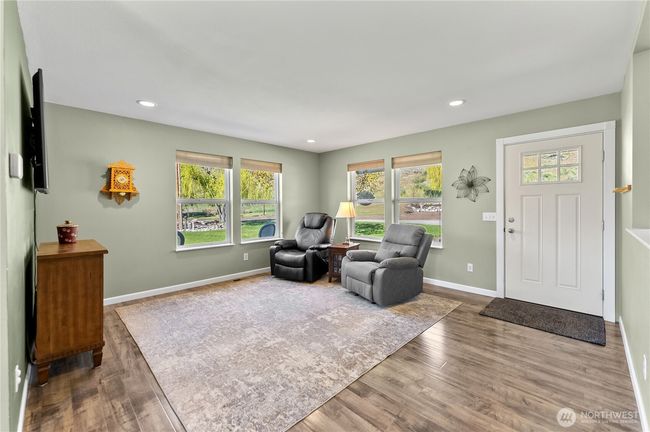 Living area | Image 11