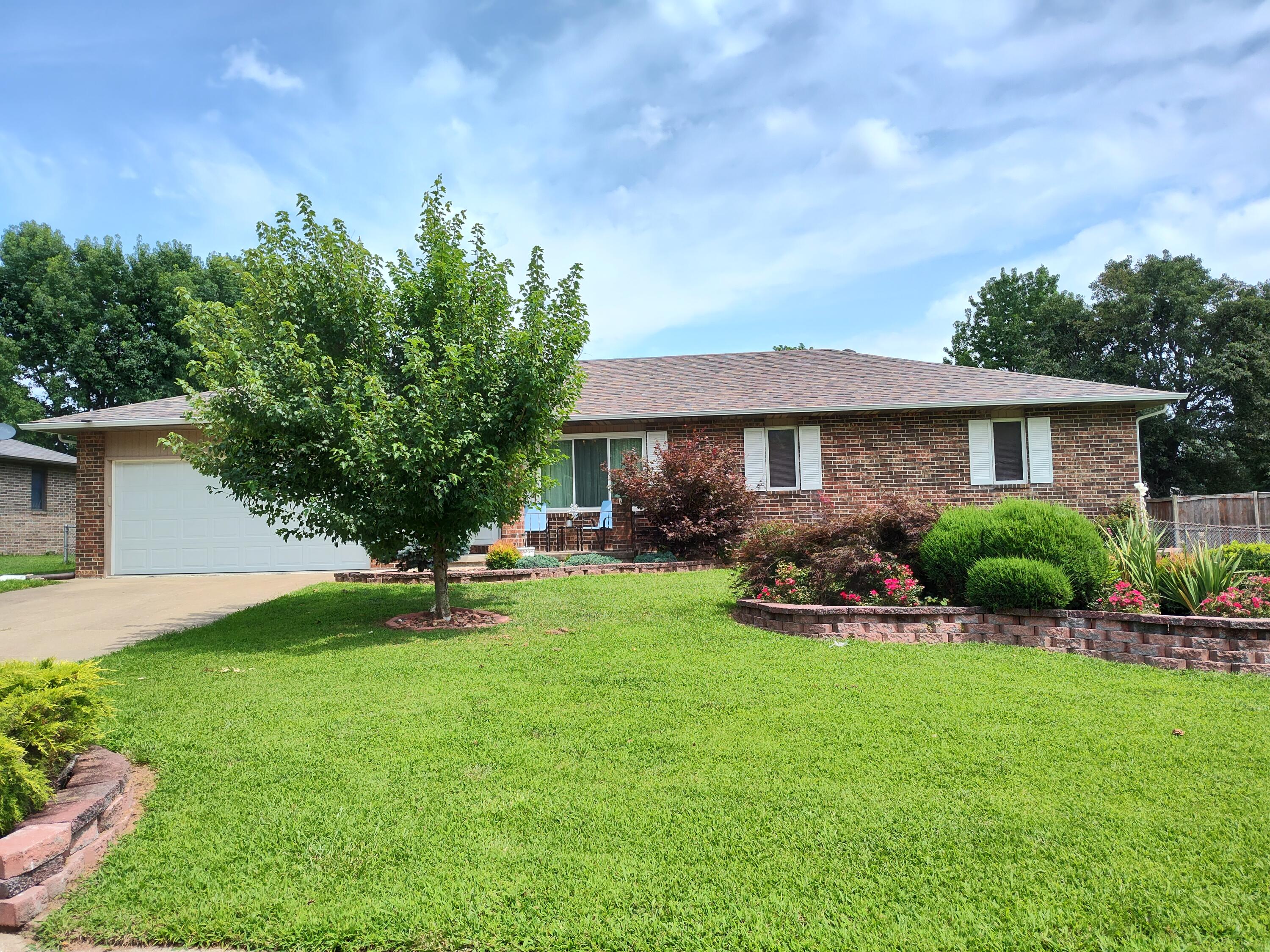 South St, Bolivar, MO 65613