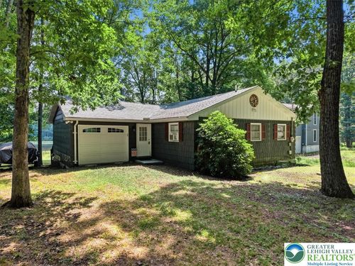 4203 Forest Dr, Kunkletown, PA, 18058-7881 | Card Image