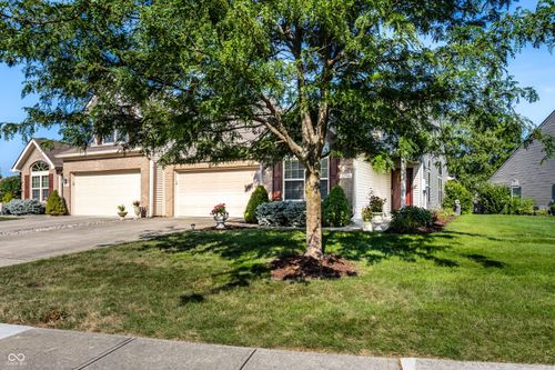12764 Whisper Knoll Dr, Fishers, IN, 46037-7513 | Card Image