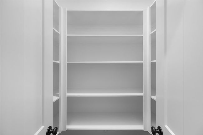 View of pantry | Image 15