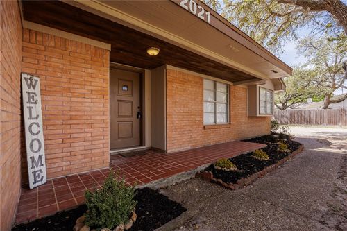 2021 Buckeye Dr, Ingleside, TX, 78362-6336 | Card Image