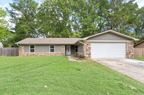 10 W Post Oak Dr, Conway, AR, 72034-3417 | Card Image