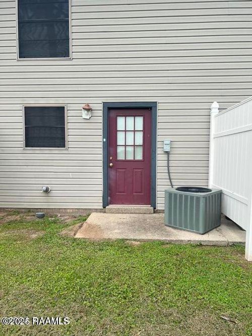 103-201 High Meadows Blvd, Lafayette, LA, 70507-3451 | Card Image