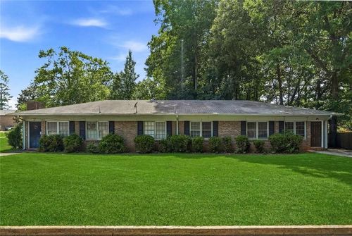 2124 Golfview Dr Se, Conyers, GA, 30013-2166 | Card Image