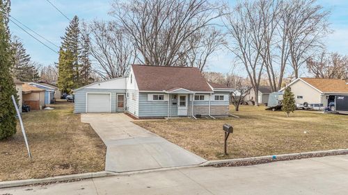 210 N 6th Street, Winneconne, WI, 54986 | Card Image