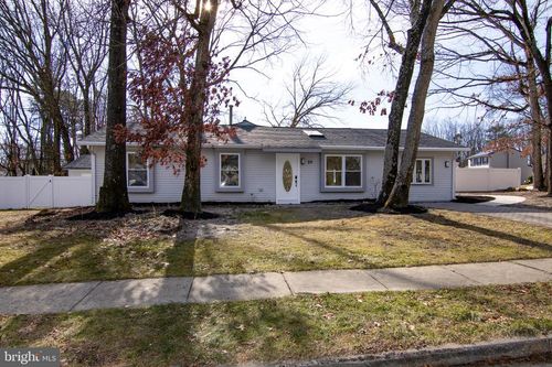 20 Sugar Bush Dr, SICKLERVILLE, NJ, 08081-3216 | Card Image