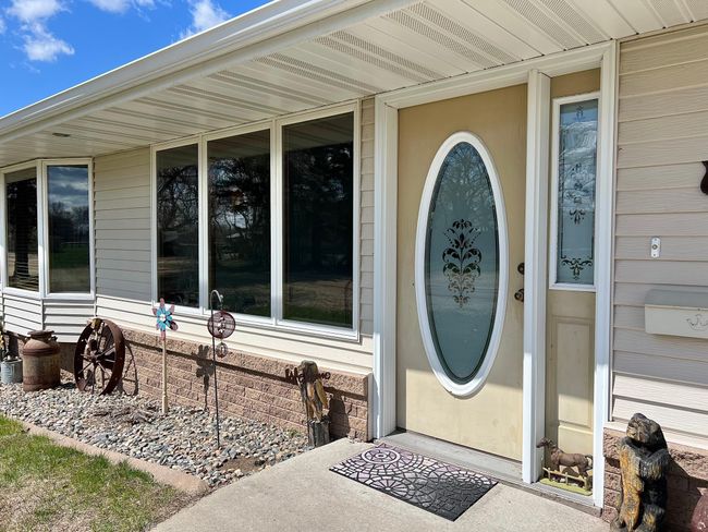 Front Door | Image 4