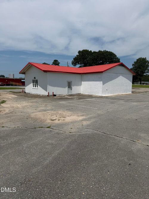 9577 E Us Highway 70 Highway E, Princeton, NC, 27569 | Card Image