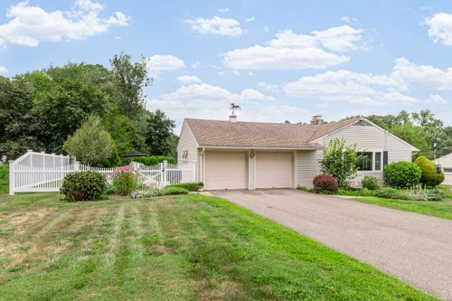 403 Juniper Ln, Cheshire, CT, 06410-2227 | Card Image