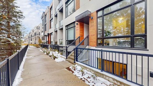 1517-11 David Eyer Rd, Richmond Hill, ON, L4S0N3 | Card Image