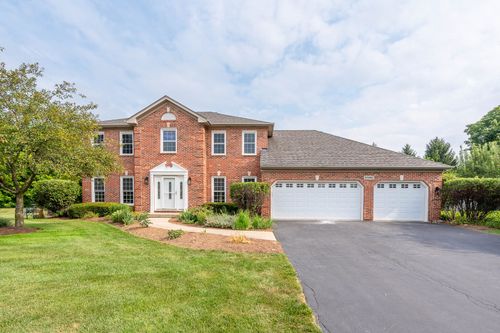 8N065 Secretariat Ct, St. Charles, IL, 60175-6864 | Card Image