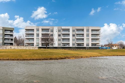 3202-5285 Highpointe Lakes Dr, Westerville, OH, 43081-4841 | Card Image