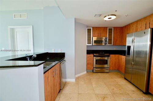 apt-806-7900 Harbor Island Dr, North Bay Village, FL, 33141-4288 | Card Image