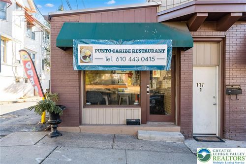 117 Pine St, Catasauqua, PA, 18032-2444 | Card Image