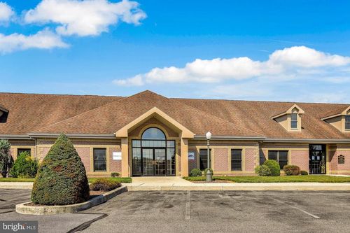 417 Phoenix Dr, CHAMBERSBURG, PA, 17201-4534 | Card Image